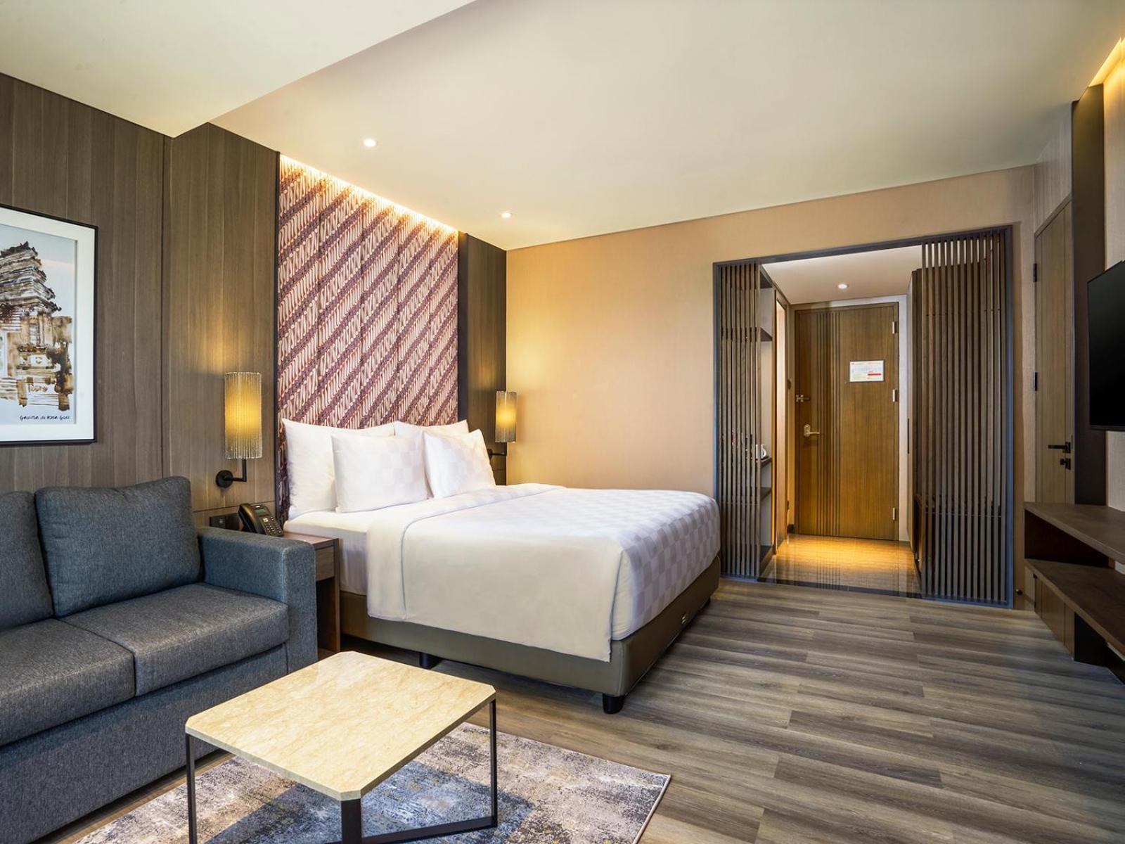 Swiss-Belhotel Airport Yogyakarta Temon Exterior photo